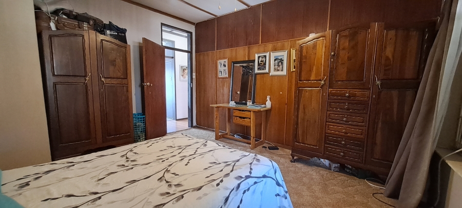 4 Bedroom Property for Sale in Riebeeckstad Free State